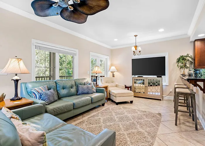 Elegant House With Pool On-site Golf & Wraparound Porch