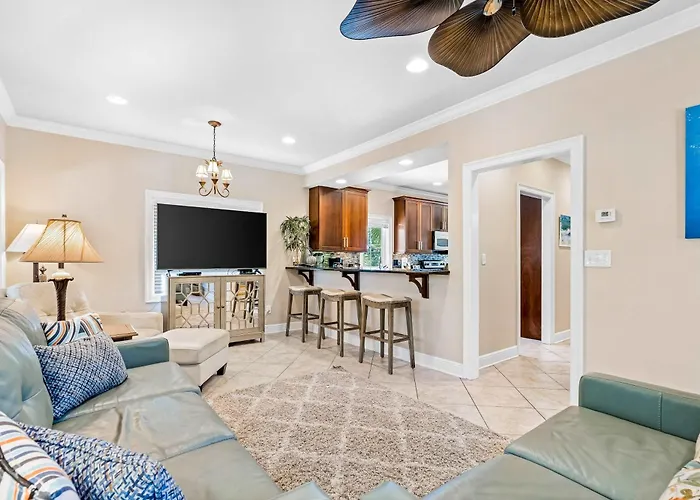Elegant House With Pool On-site Golf & Wraparound Porch *