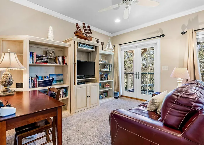 Elegant House With Pool On-site Golf & Wraparound Porch