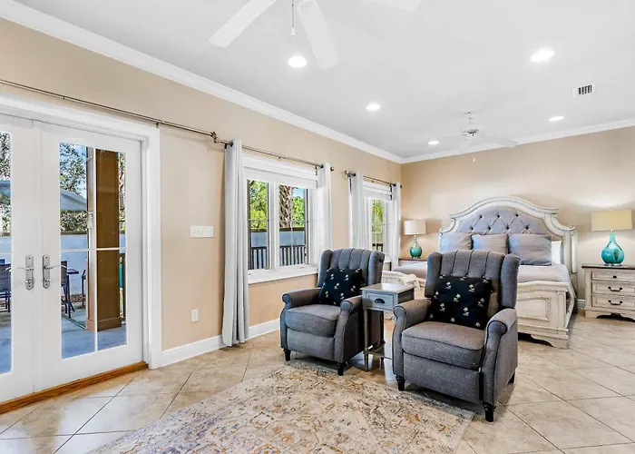 Elegant House With Pool On-site Golf & Wraparound Porch *