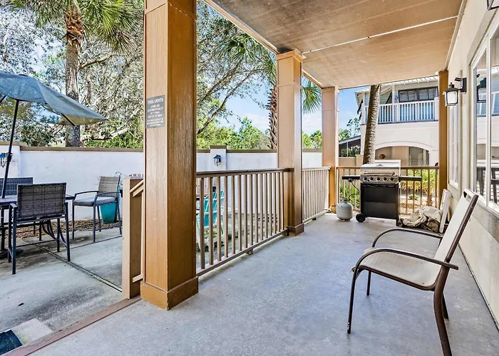 Elegant House With Pool On-site Golf & Wraparound Porch Holiday home *